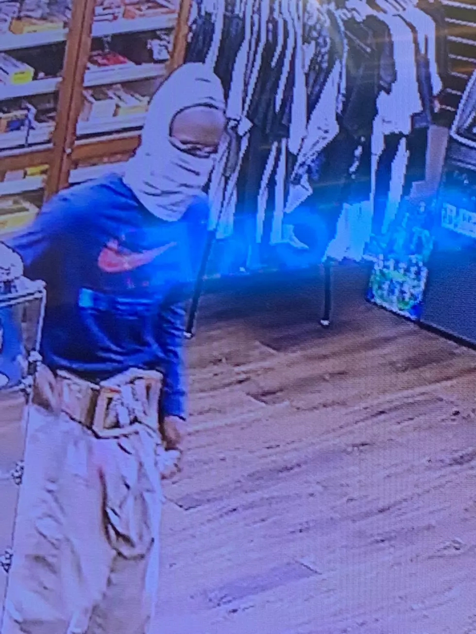 Texas Man Robs Store While Wearing WWE Belt