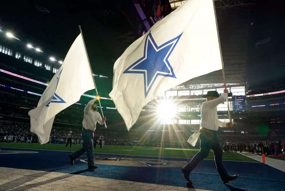 Cowboys Seriously Trying to Get a 50-year-old to Un-Retire?