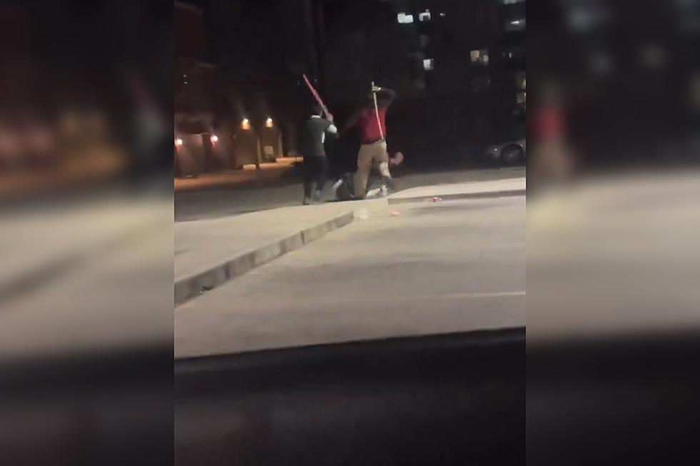 Watch Dallas 7-Eleven Employees Beat a Trespasser Like a Piñata