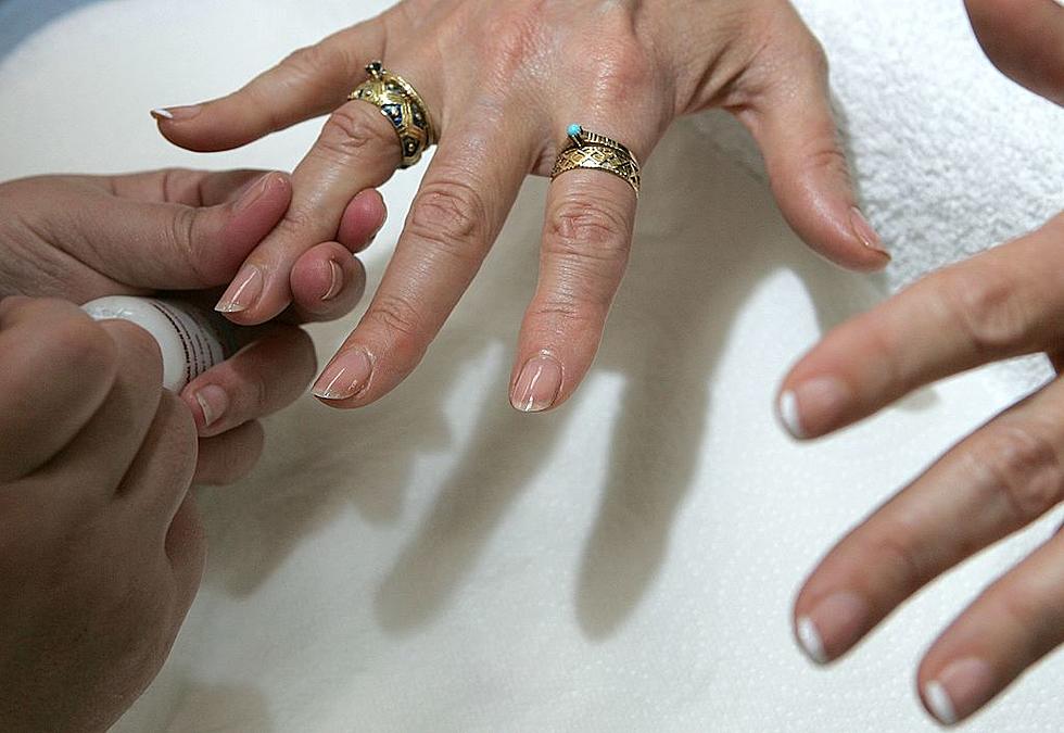 Lubbock, Texas Nail Salon Grants Dying Woman’s Wish