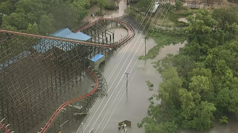 Heavy Rains Cause Flash Flooding in DFW, Six Flags Over Texas + Hurricane Harbor Closed [PHOTOS, VIDEO]