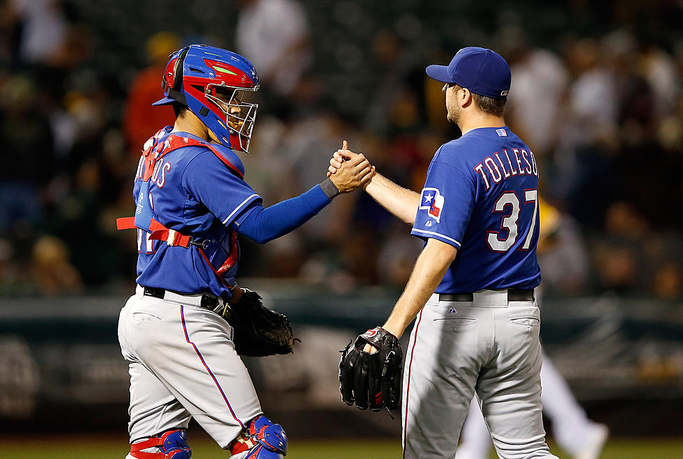 Moreland Homers, Martinez Pitches Rangers Past A’s 2-1