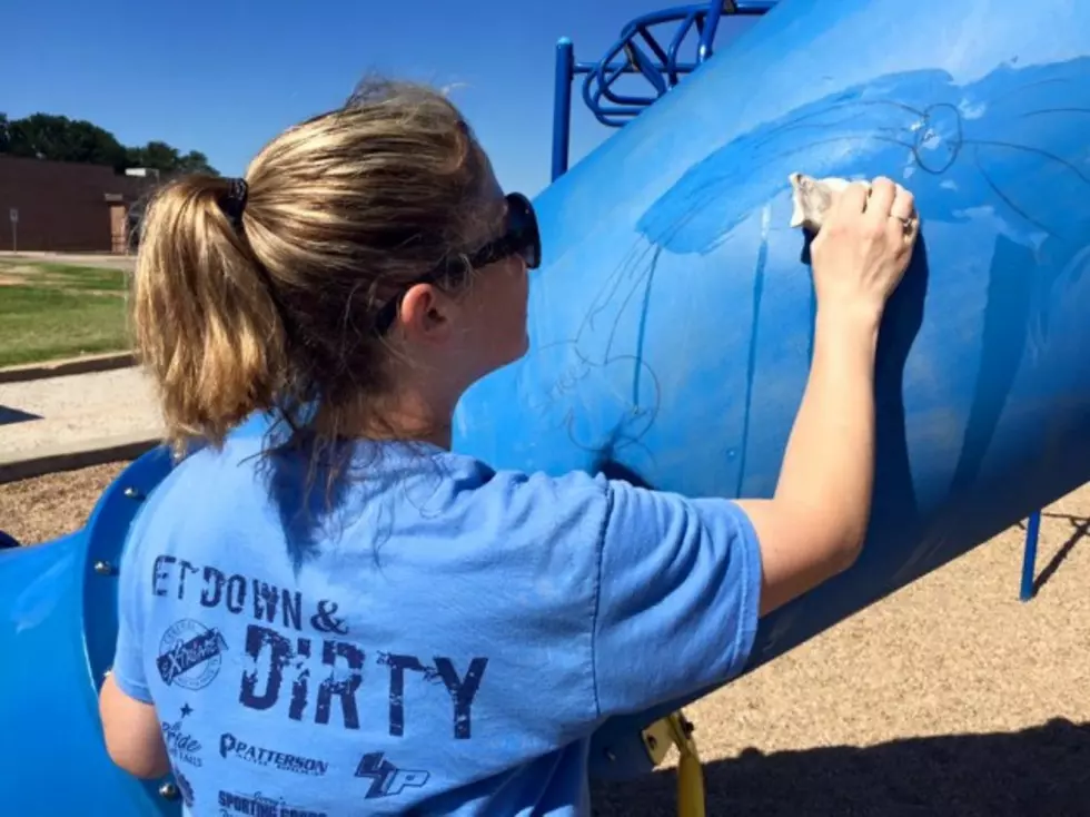 Concerned Wichita Falls Mother Gets &#8216;Down and Dirty&#8217; Cleaning Vulgar Graffiti Off Playground Equipment