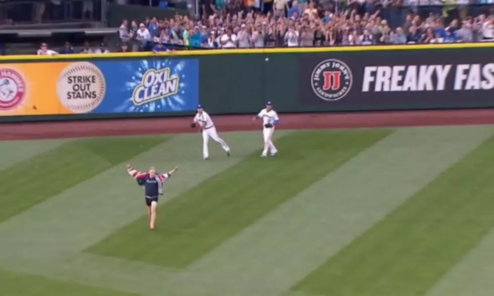 Idiot Fan Runs Onto Field During Mariners Game