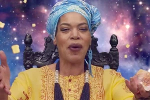 90&#8217;s TV Psychic &#8220;Miss Cleo&#8221; Dies at Age 53