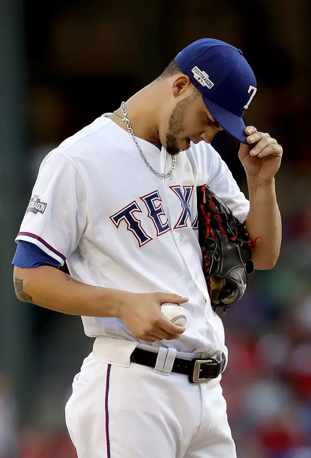 Texas Rangers Blown Out in Game 1 of ALDS