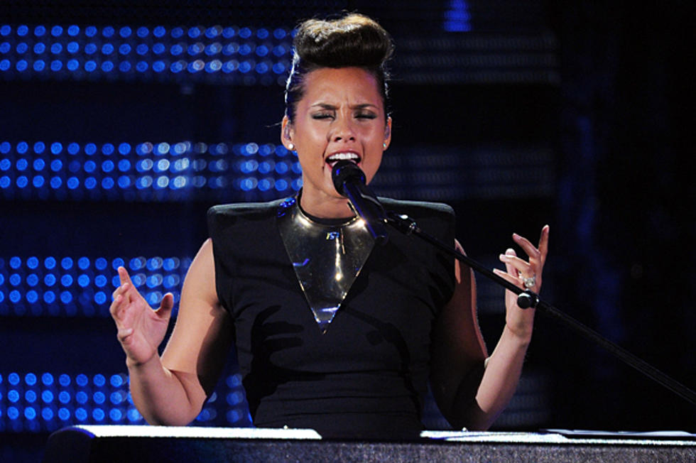Alicia Keys Performs New Song ‘Not Even a King’