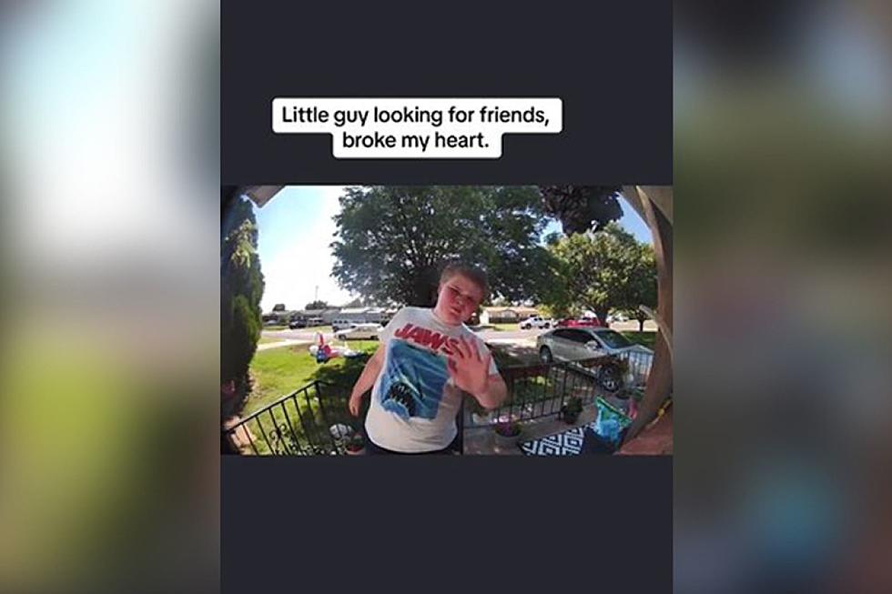 Heartbreaking Video of Texas Boy Desperately Looking for Friends