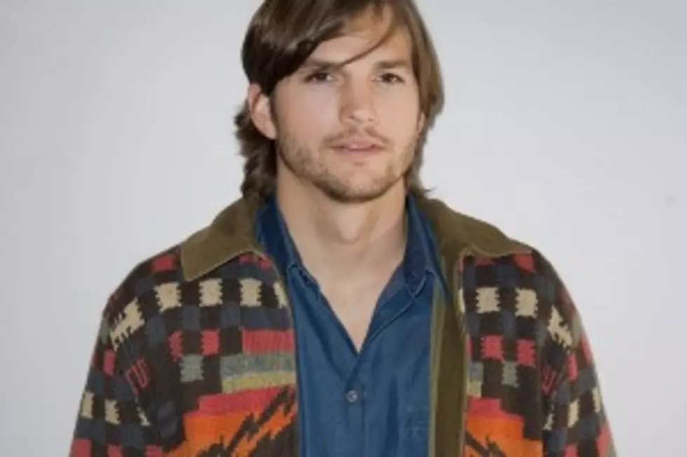 Ashton Kutcher to Replace Charlie Sheen on &#8216;Two and a Half Men&#8217;