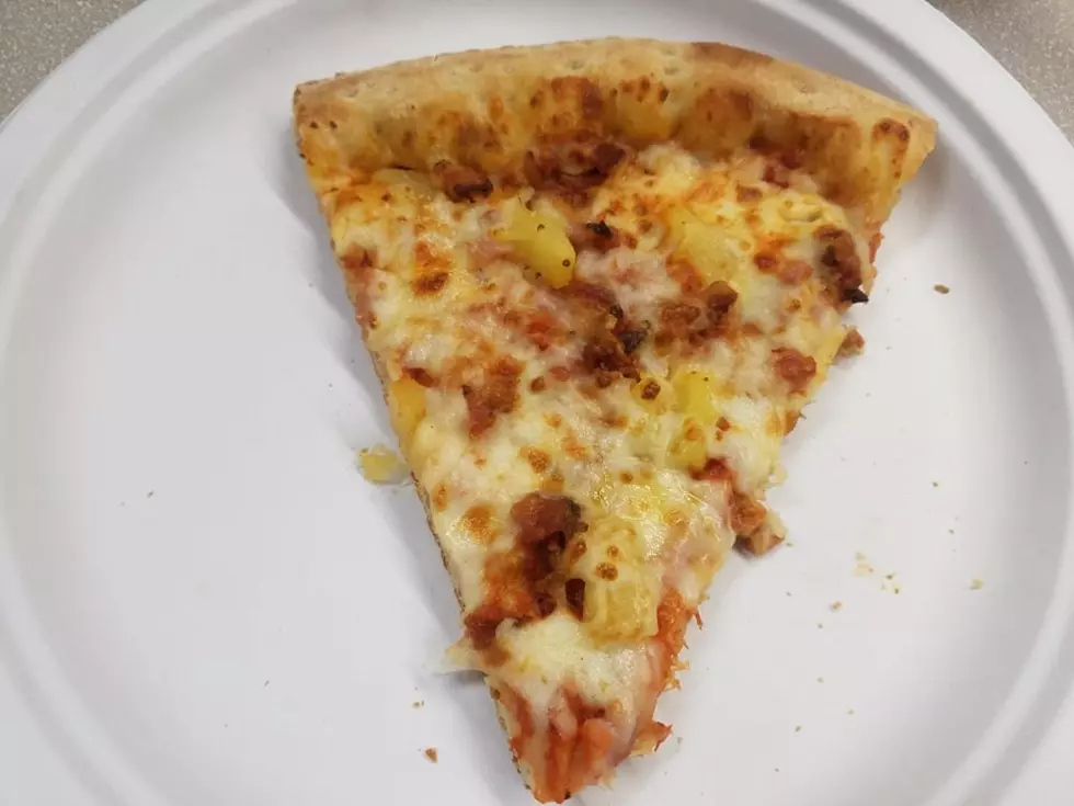 I Finally Tried Pineapple Pizza. Everything About This Is Wrong.