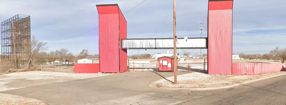 Iconic Amarillo Drive-In Closes its Doors – Owner Wants to Sell