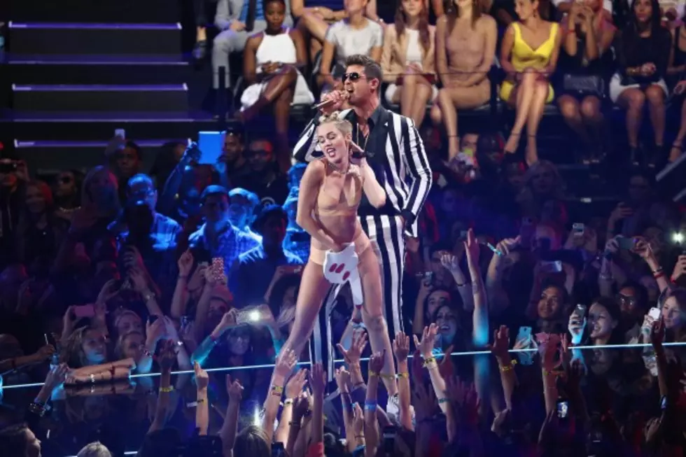 Reaction to Miley Cyrus and Robin Thicke&#8217;s Performance on the VMAs [NSFW]