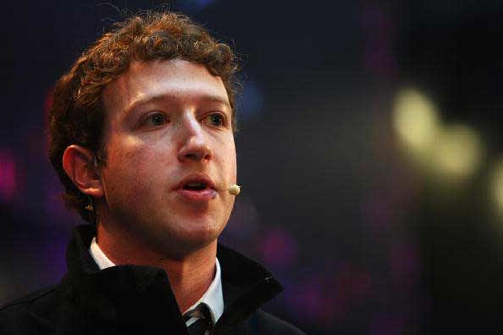 Mark Zuckerberg’s Facebook Page Hacked Because of Security Flaw [VIDEO]