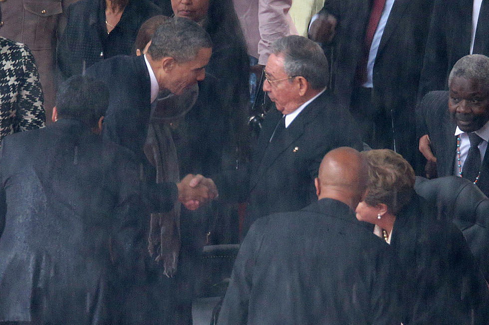 President Obama Takes Selfie With World Leaders at Nelson Mandela’s Memorial Service, Greets Castro