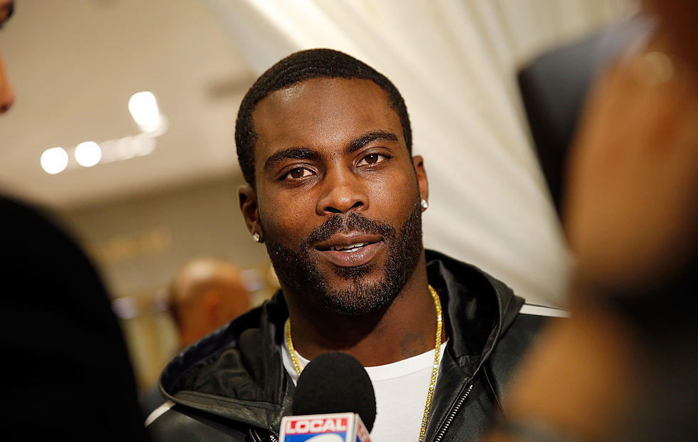 Dr. Artis Cash: “Former Gang Members Planning to Protest” in Support of Michael Vick