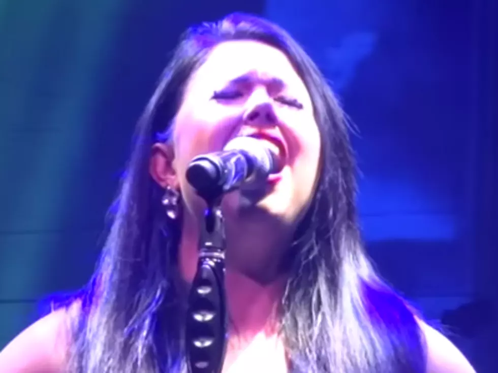 TSO’s Chloe Lowery: Is This the Greatest Christmas Performance of All? (Video)