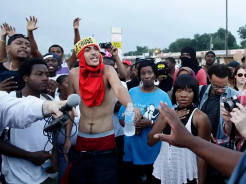Ferguson Protesters Block Interstate, But Motorist Says, &#8216;Not Me!&#8217; [VIDEO]