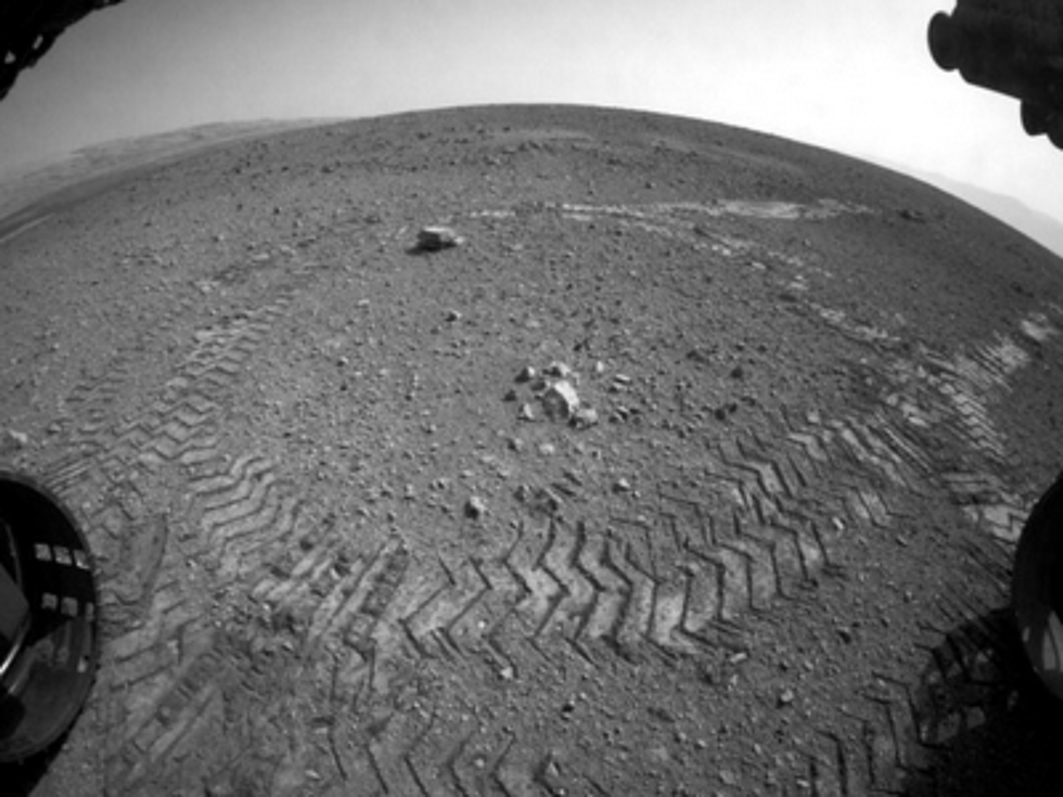 Does NASA’s Curiosity Rover Prove Life On Mars? [VIDEO]