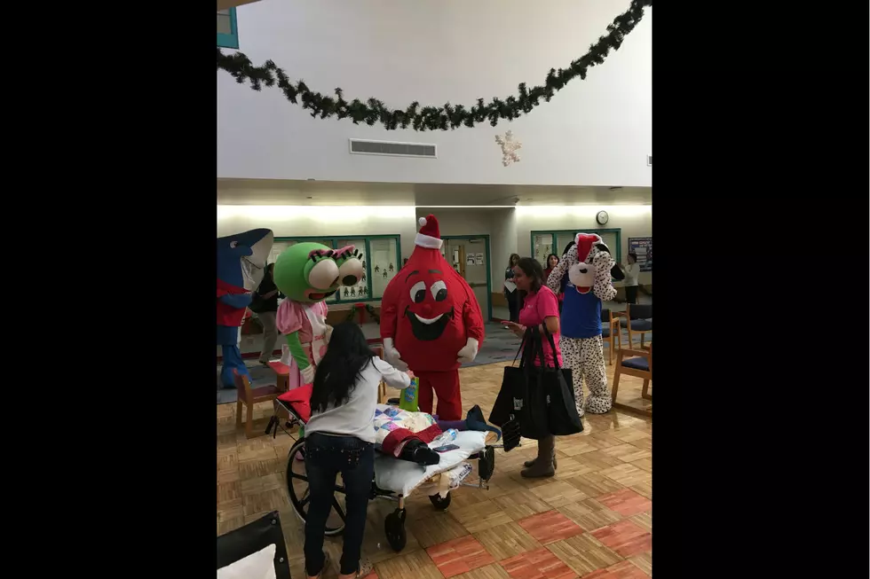Popular Local Mascots Visit Shriners Hospital