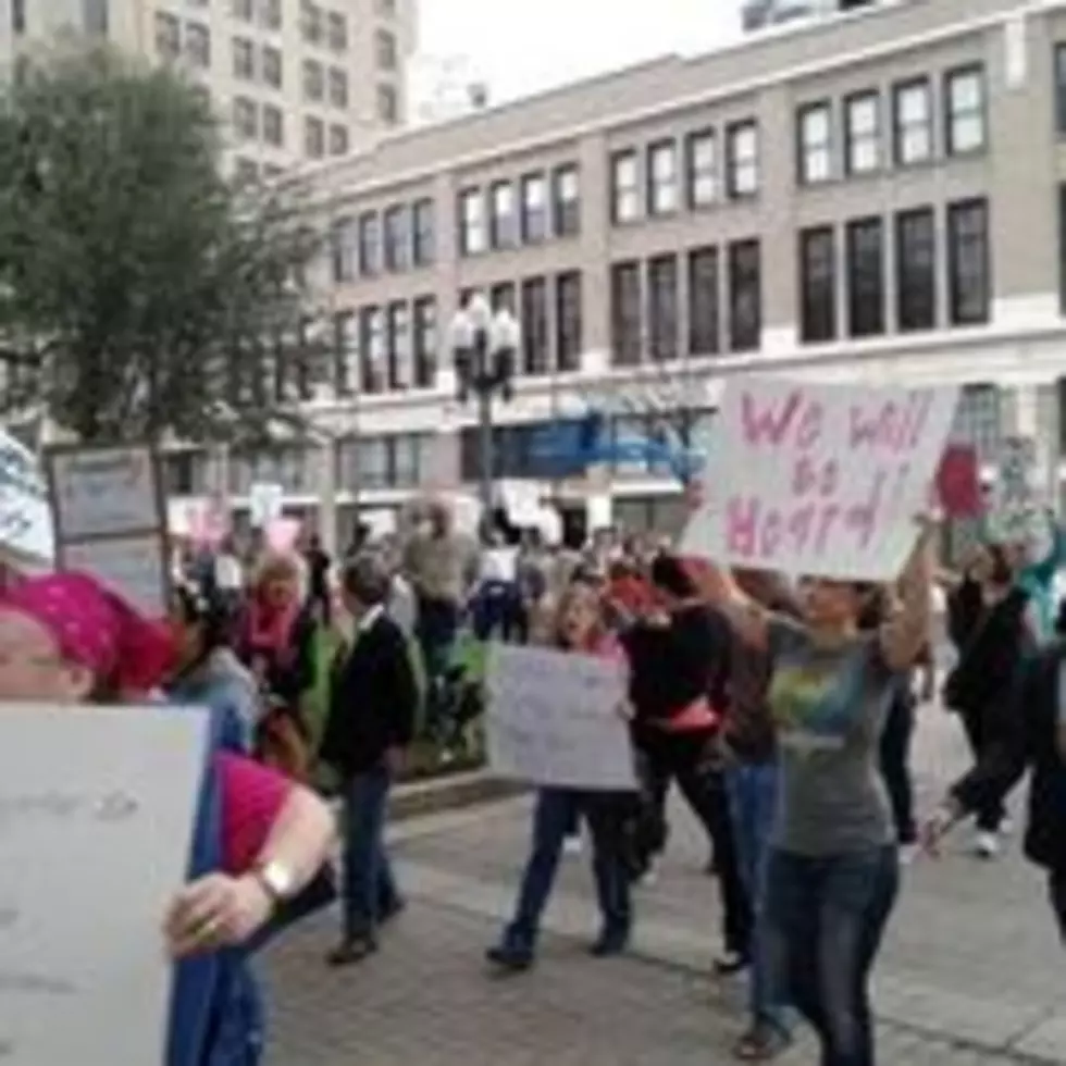 Woman&#8217;s March in Shreveport Attracts Large Crowd