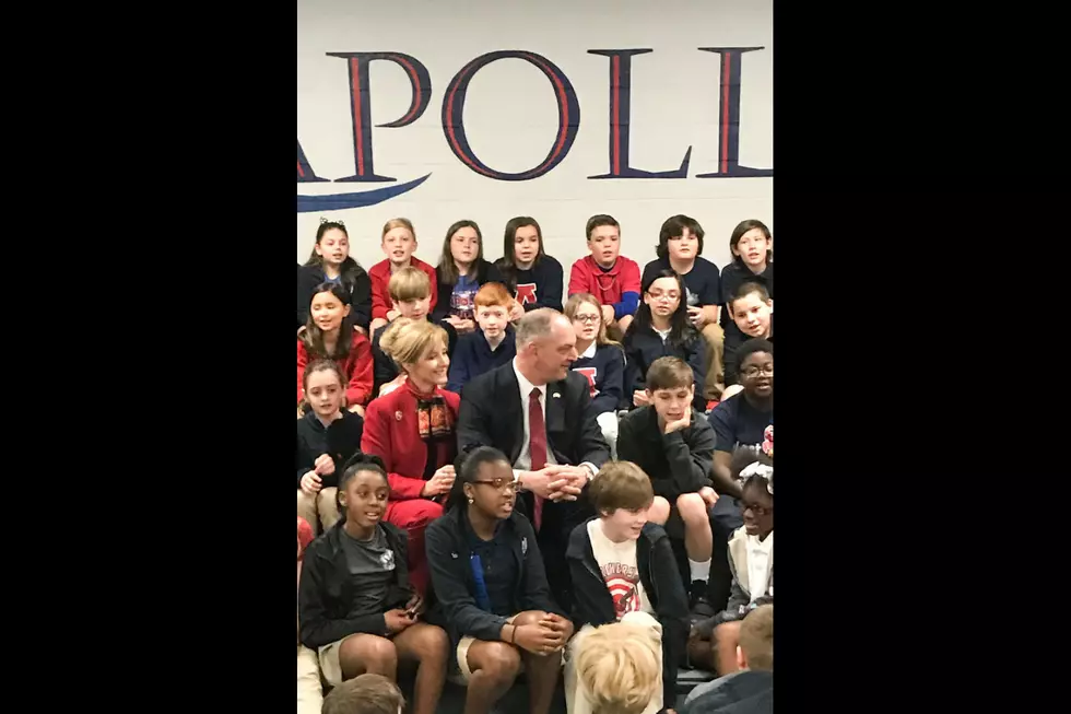 Surprise! Governor Edwards Makes Surprise Stop at Local School