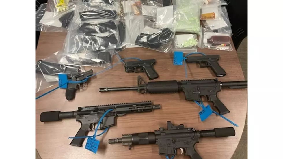 Shreveport Police Find Multiple Assault Rifles During Drug Bust