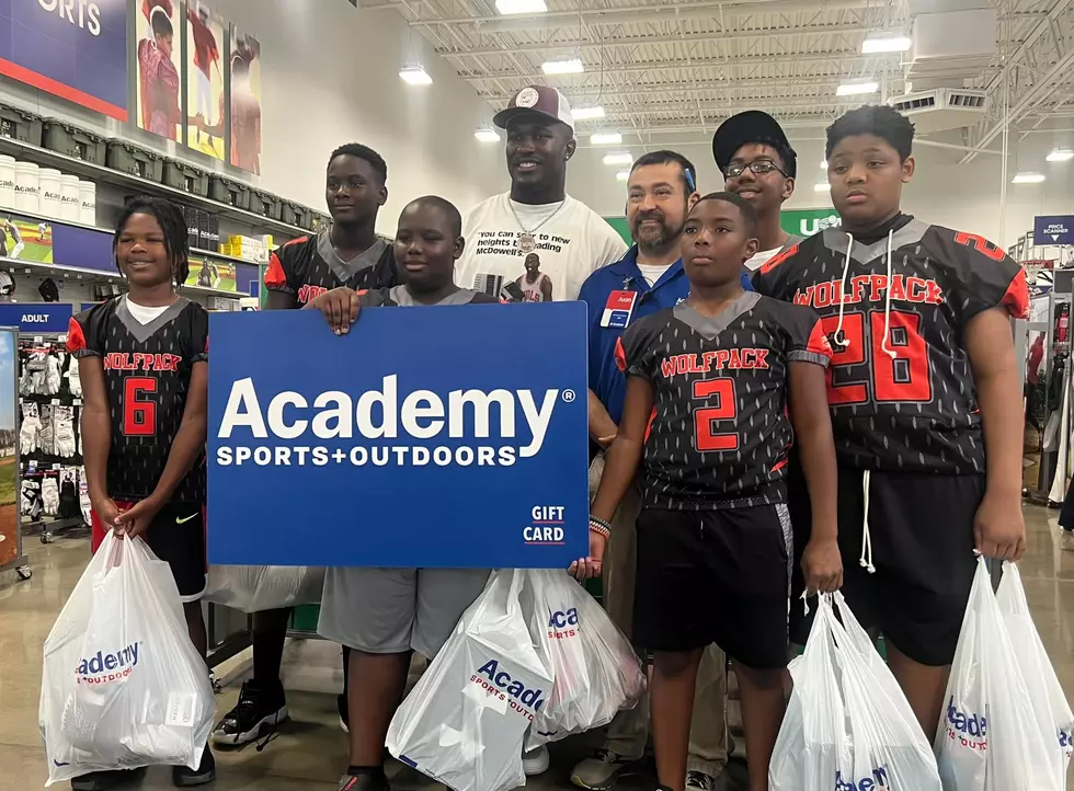 Former LSU Tiger Buys Supplies For Shreveport Youth