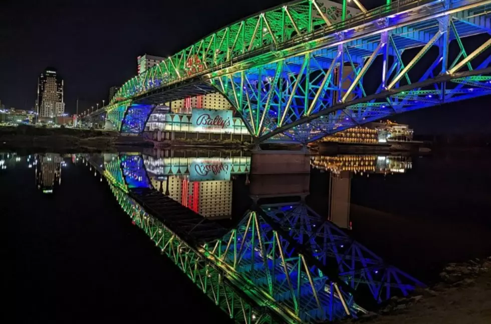 Shreveport’s Bridge of Lights Gets The Mardi Gras Treatment