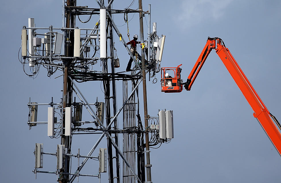 Louisiana Experiencing Massive Cell Phone Outage