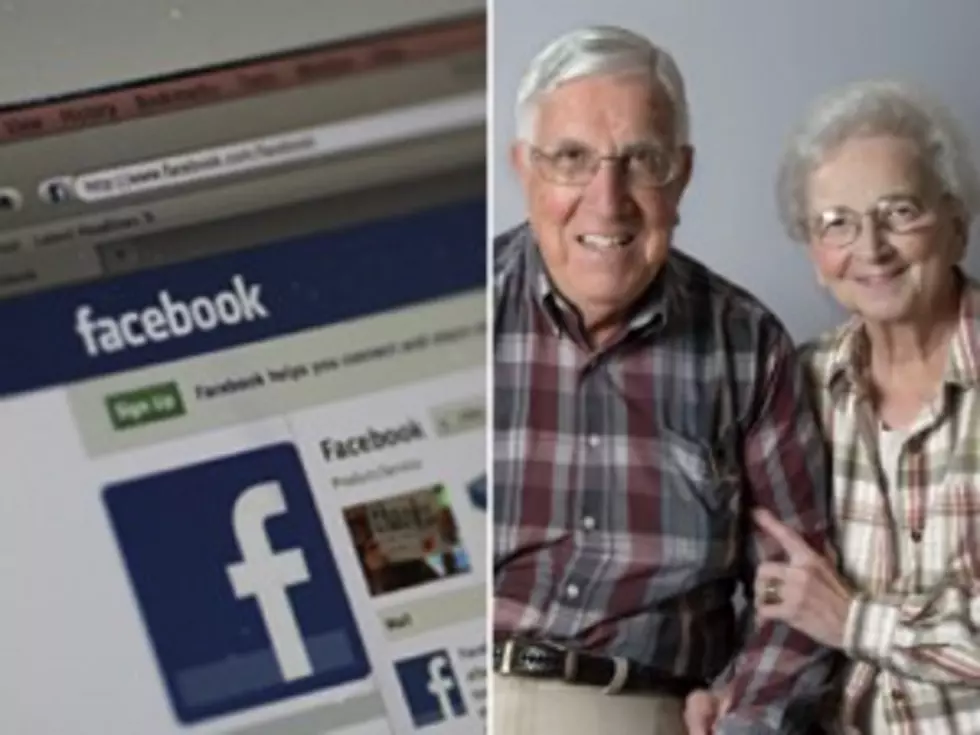How Many Grandparents Are Facebooking & Tweeting? You’d Be Surprised!