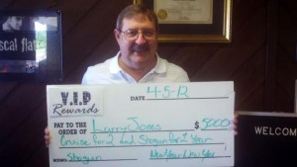 96.5 KVKI Congratulates Larry Jones – $5,000 Value Prize Winner