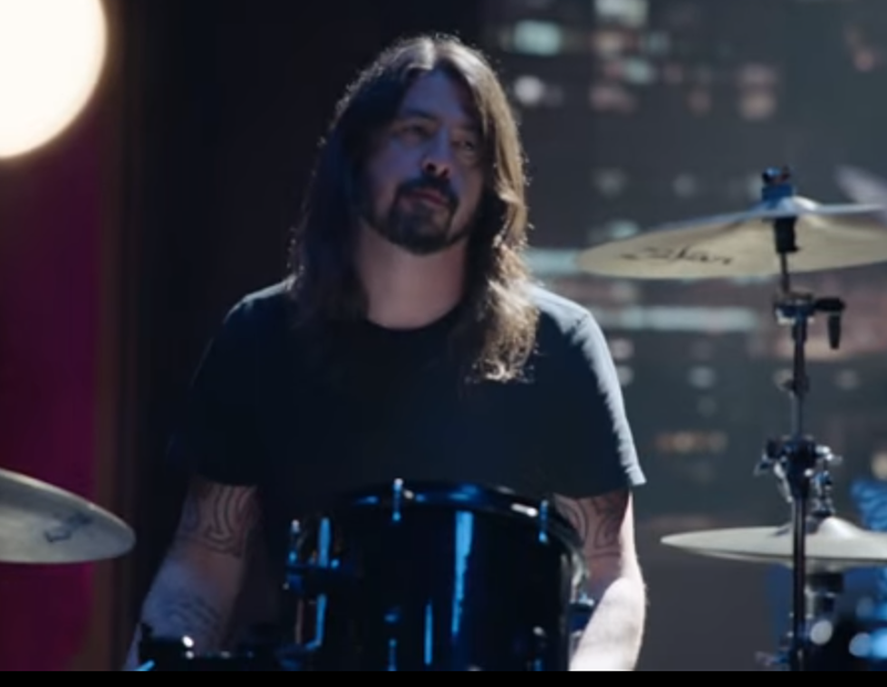 Dave Grohl and Animal Drum Battle – The Muppets