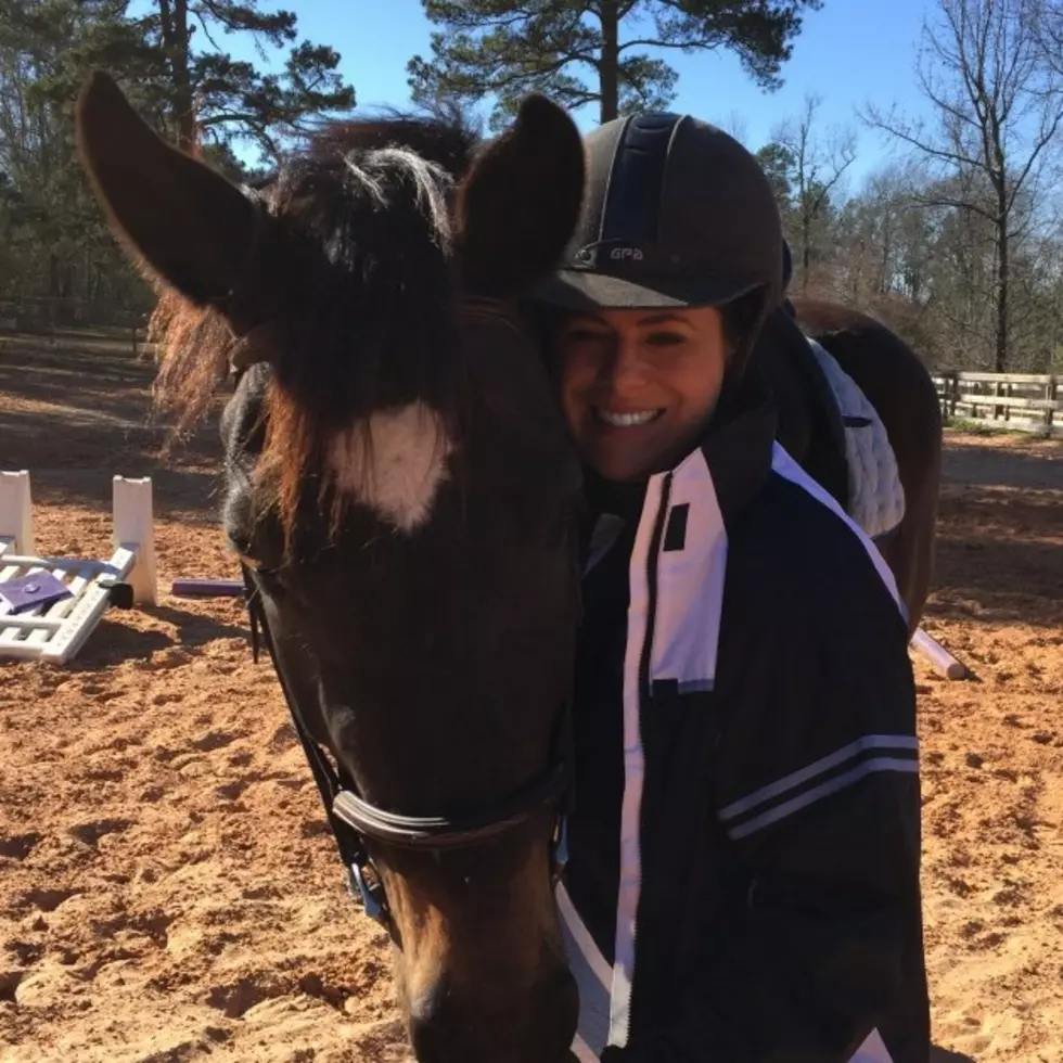 Bristol’s Horse Sweetheart is Ready for this Weekend’s Spring Holly Hill Horse Trials [VIDEO]