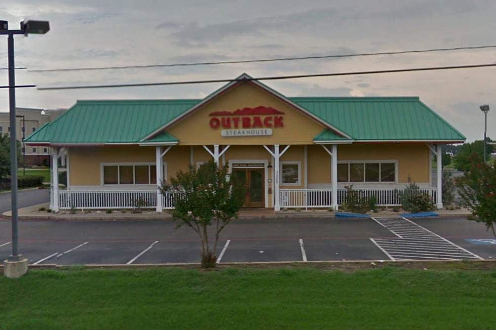 Is Outback Steakhouse the Next Restaurant Chain to Close in the Ark-La-Tex?