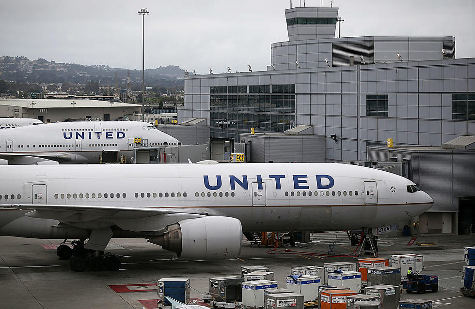 United Refunds $200 Overweight Bag Charge to Texas Soldier Returning From Deployment