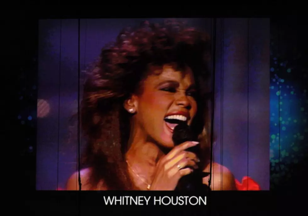Jennifer Hudson Honors Whitney(VIDEO)