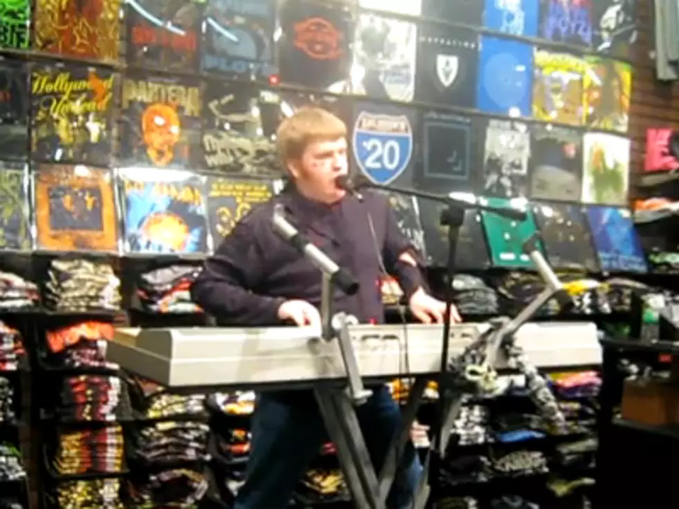 A Guy Sings Death Metal With Keyboard in Hot Topic … Not Sure If Serious Or Brilliant Trolling.