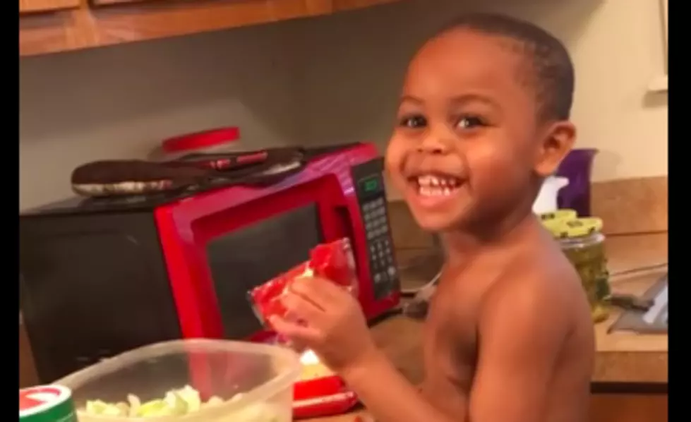 Little Guy Adorably Cooks for his Mom [VIDEO]