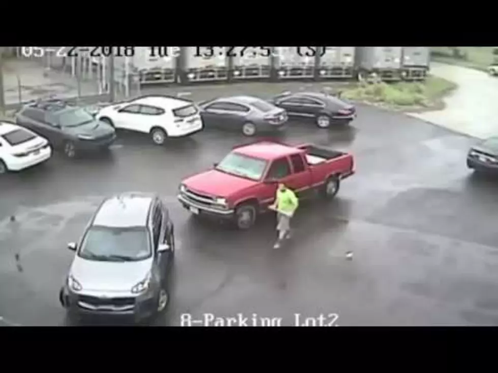 Road Rage Maniac Smashes Car With Sledge Hammer [VIDEO]