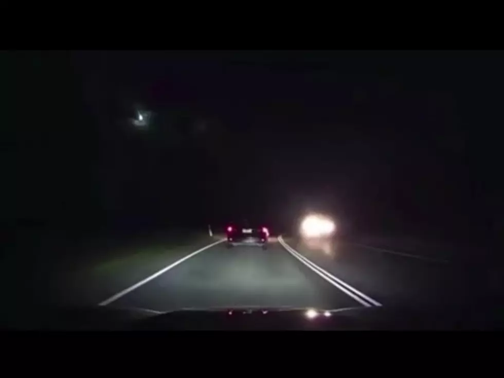 Falling Meteor Light Up Sky in Australia [VIDEO]