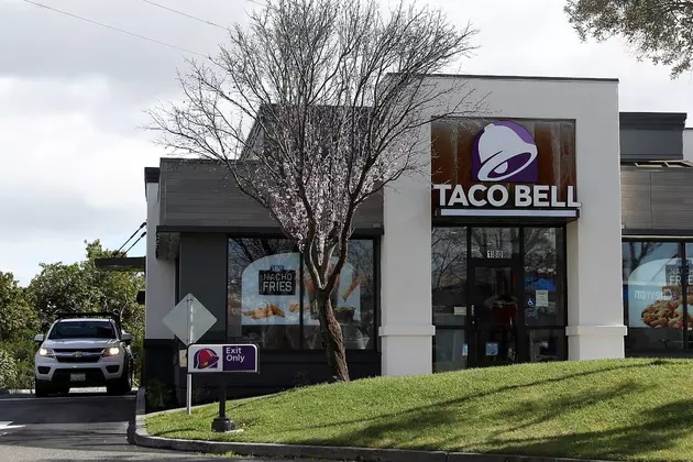 Man Has Heart Attack in Taco Bell Drive Thru