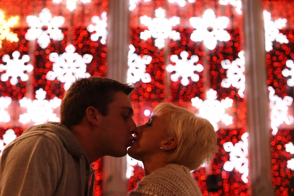 Study Reveals Most Affairs Happen During Christmas Time