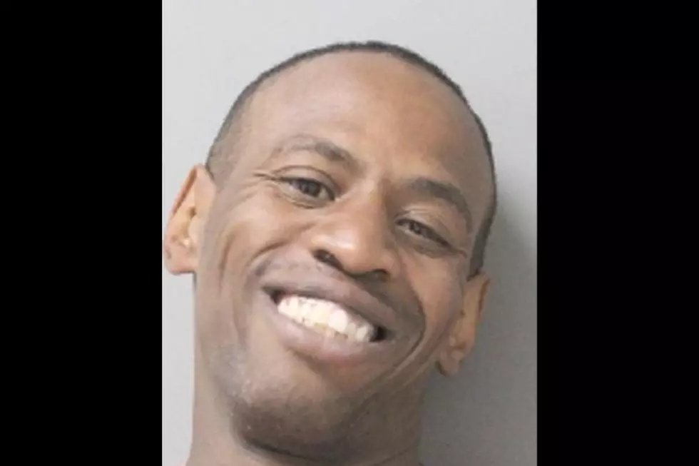Smiling Louisiana Man Tased, Arrested for Throwing Bricks at Cops