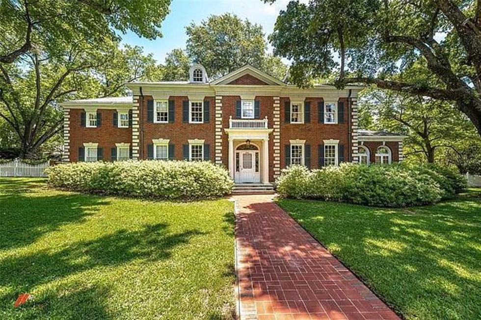 This 1920’s Shreveport House is For Sale and We Want It!