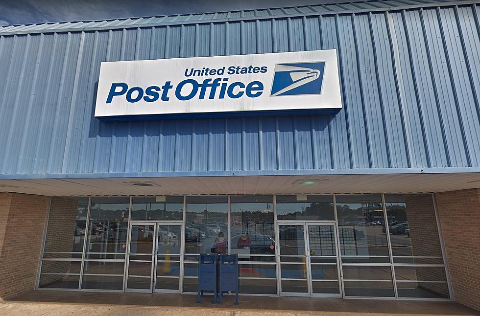 A Killer Has Been Living Outside This Shreveport Post Office For Weeks