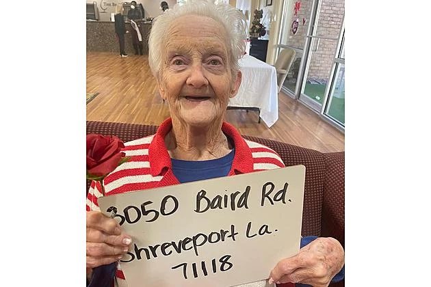 Shreveport Shows Up for Nursing Home Spreading Love and Joy