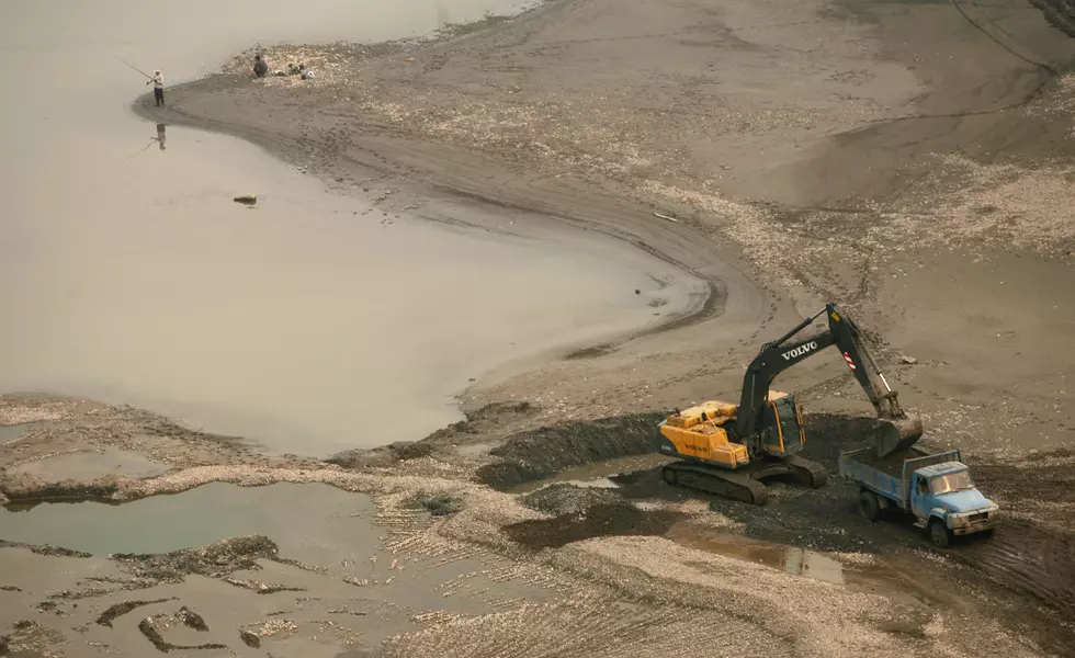 New Shreveport Sand Company Promises More Jobs & A Cleaner River
