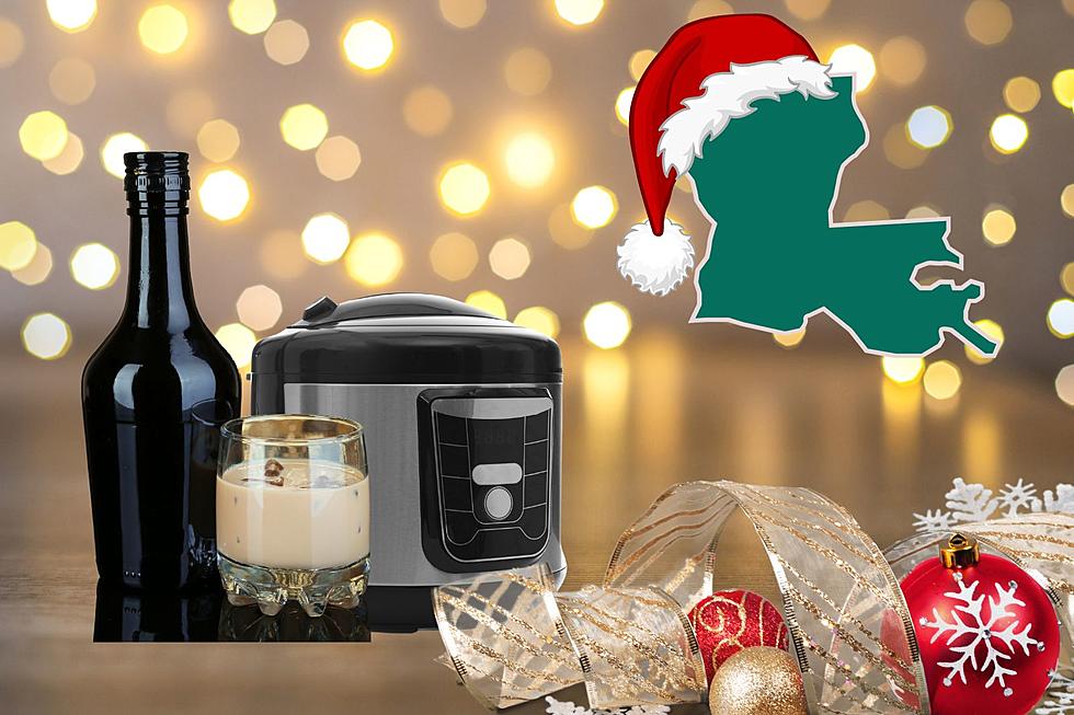This Boozy Crockpot Christmas Drink Will Raise Your Spirits