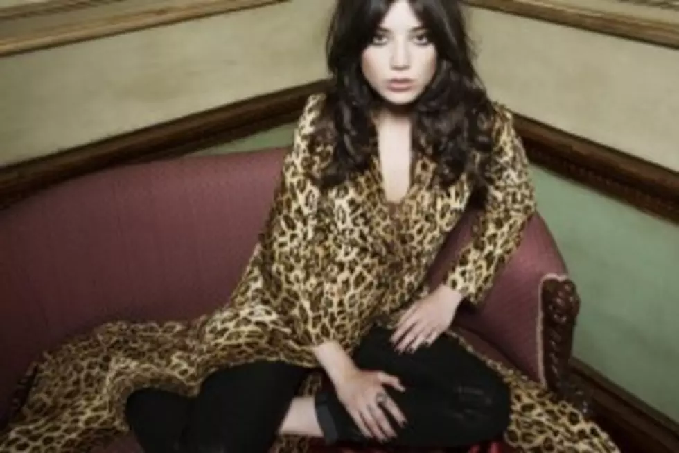 Daisy Lowe, Gavin Rossdale&#8217;s Daughter, to Pose for Playboy [PHOTOS]