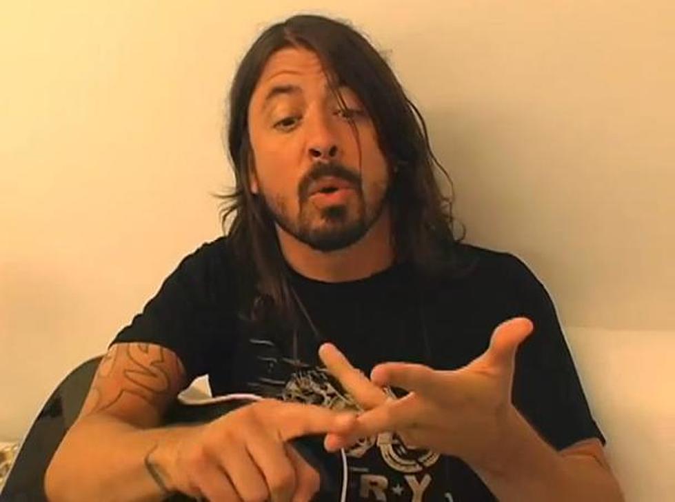 Learn to Write a Hit Song With Foo Fighters’ Dave Grohl [VIDEO]